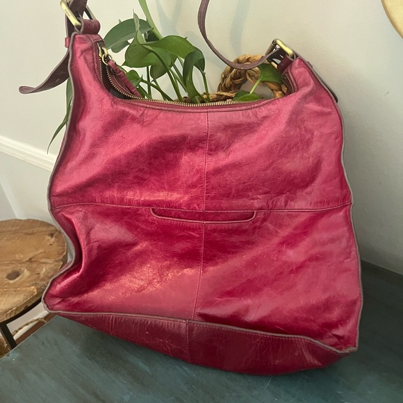 HOBO Purse Shoulder Bag Maroon - burgundy Wine color soft leather - Picture 3 of 9